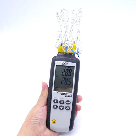 Huashengchang CEM Thermomètre à quatre canaux Thermomètre Thermomètre de haute précision Thermomètre Thermomètre Température Température Schéma de courbe USB DT3891G + 3 Section 7 Ensemble de charge