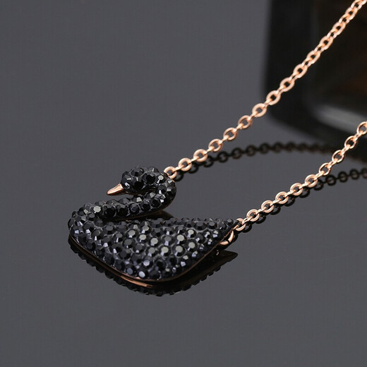 SWAROVSKI Swarovski necklace classic swan crystal clavicle sweater chain Birthday Chinese Valentine's Day gift for girlfriend Large black swan 5204134