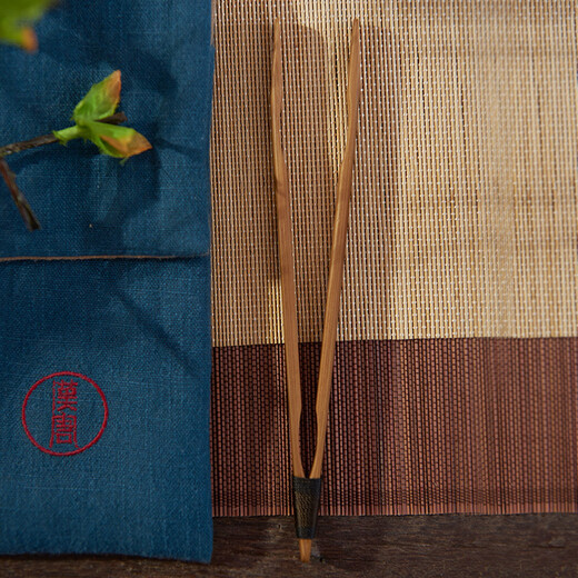 Han and Tang Dynasty carbonized tea clamps, bamboo tea tweezers, tea cup clamps, handmade tea clamps, Kung Fu tea set accessories, tea ceremony spare parts, bamboo clamps