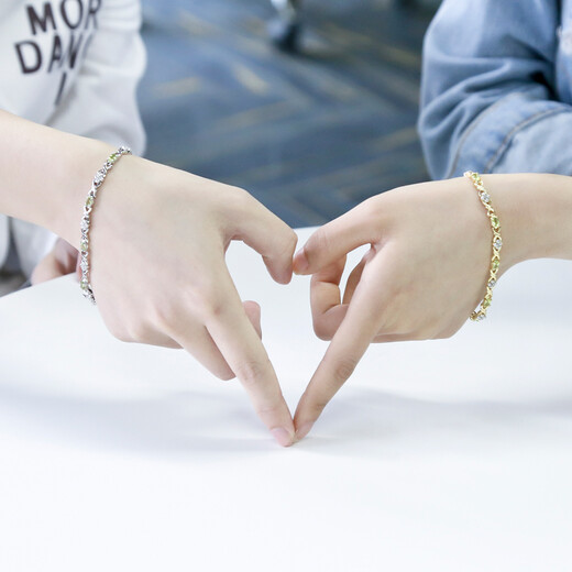 GEM STONE KING 4 carat green peridot bracelet for women 925 silver colored gemstone bracelet as a Women's Day gift for wife 925 silver plated platinum