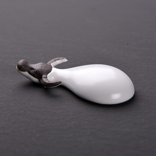 Simple calf tea pet ornaments can cultivate Zen mood, decorative tea toys, creative personalized handmade tea treasures, fortune-enhancing accessories, household kung fu tea sets, Ruyao little buffalo tea pet