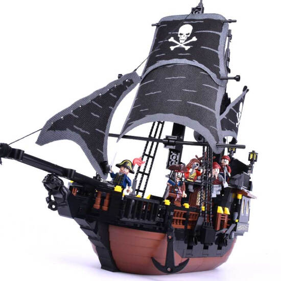 lego tall ship