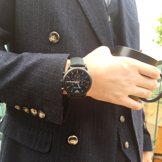 ar1970 armani watch