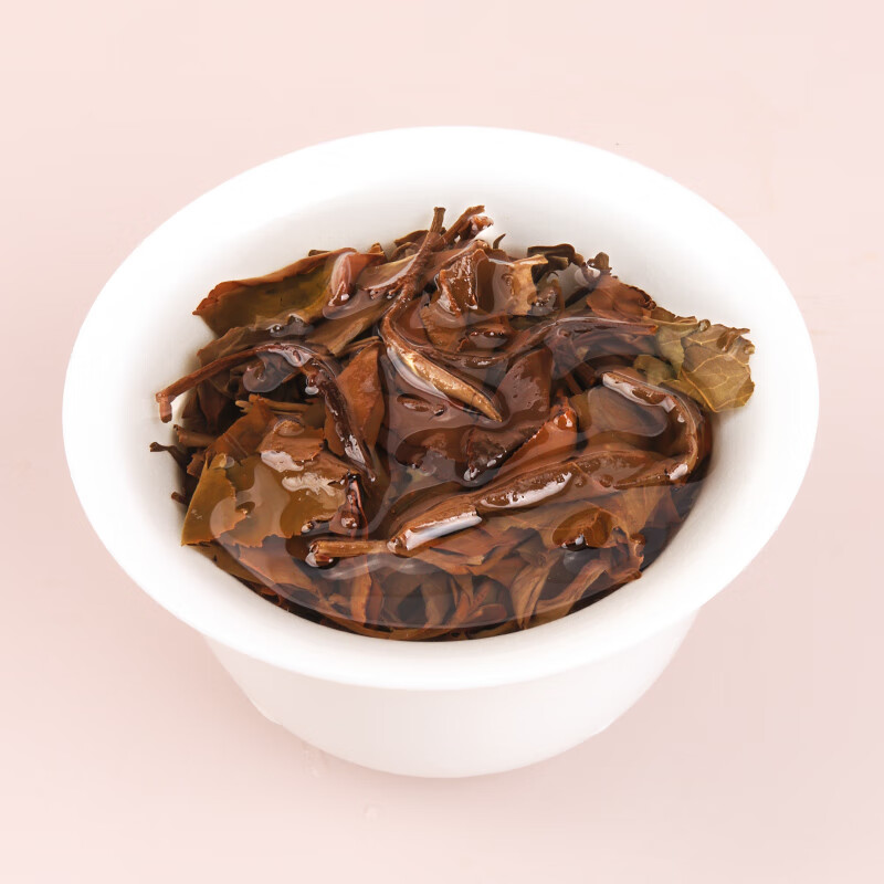 Longming 2015 Fuding Old White Tea Shoumei Tea Cake 350g New Year Tea New Year Souvenir Box