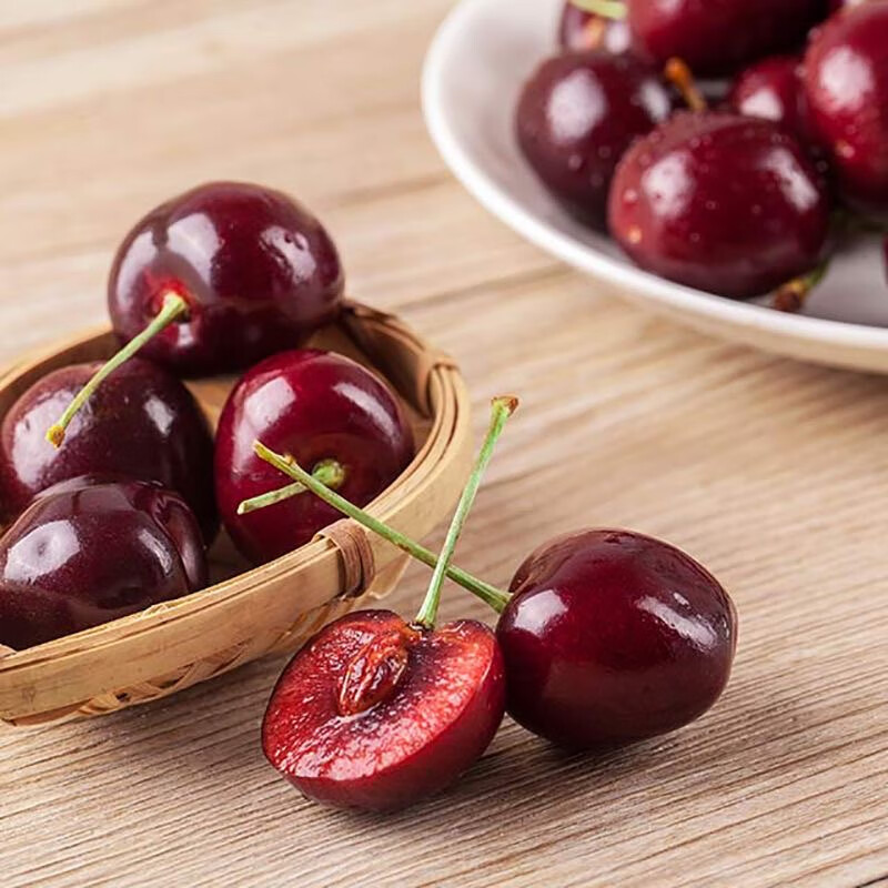 Fresh cherries, big cherries, black pearls, whole box of fruits for pregnant women, 3 pounds