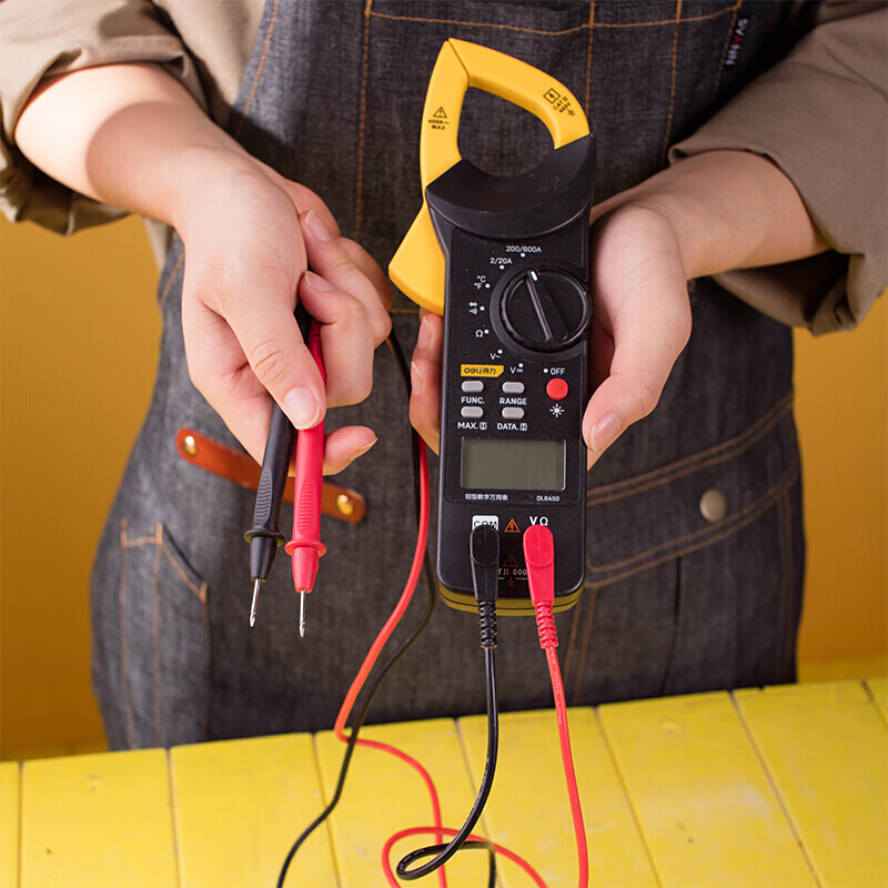 Deli tools digital display multimeter ammeter voltmeter portable household high-precision multi-function multimeter small automatic range + temperature clamp multimeter DL8450