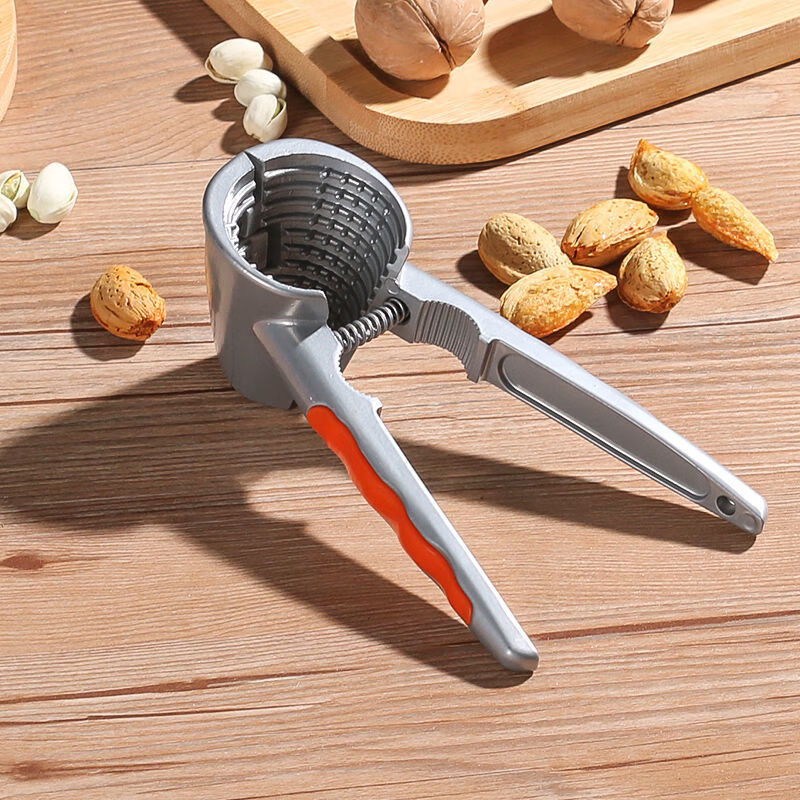 Jidaocook walnut clip multifunctional hazelnut clip household walnut peeling artifact to pull walnuts open walnut tool black peach clip four-port alloy walnut clip orange handle plus needle