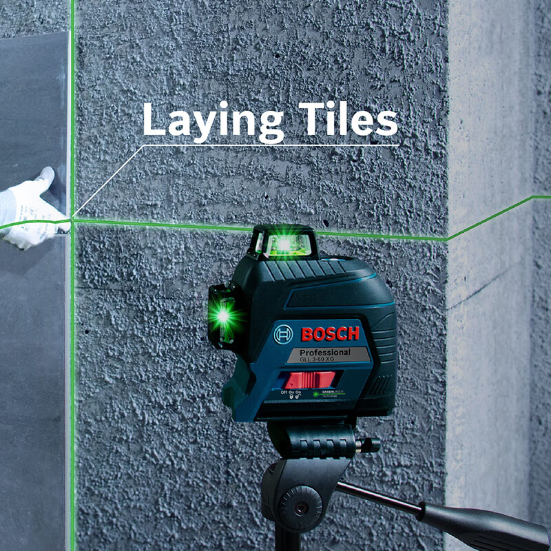 Bosch (BOSCH) green light 12-line wall-mounted level meter GLL3-60XG high-precision doctor's infrared level 12-line + rotating base + 4 large rechargeable batteries