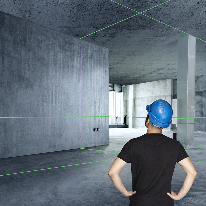 Bosch (BOSCH) green light 12-line wall-mounted level meter GLL3-60XG high-precision doctor's infrared level 12-line + rotating base + 4 large rechargeable batteries