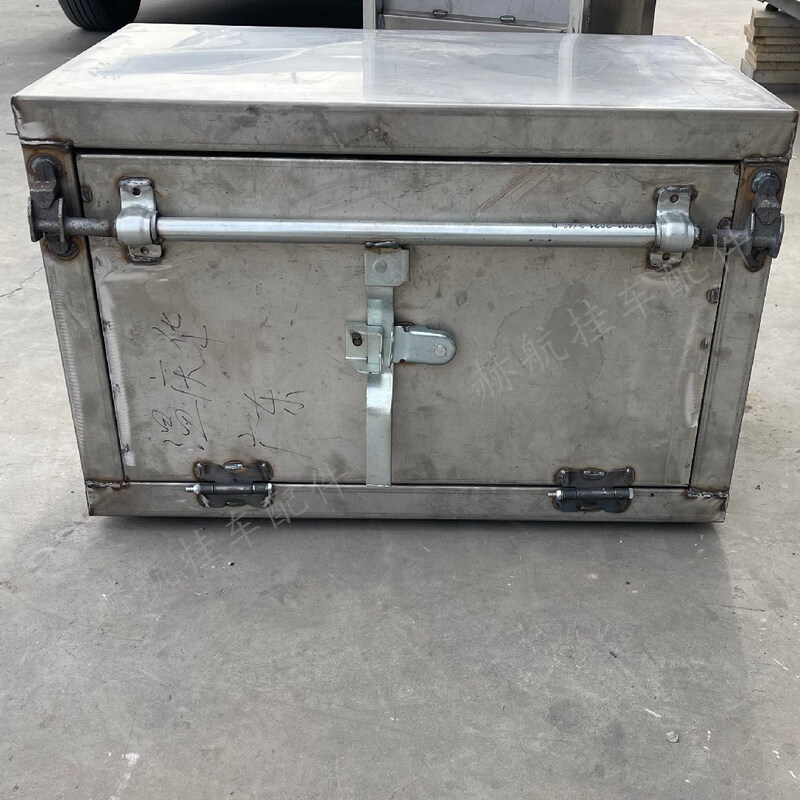 Semi-trailer large truck iron lock rod thickened tool box cuboid trailer universal rear ramp custom stainless steel 90cm*50cm*50cm