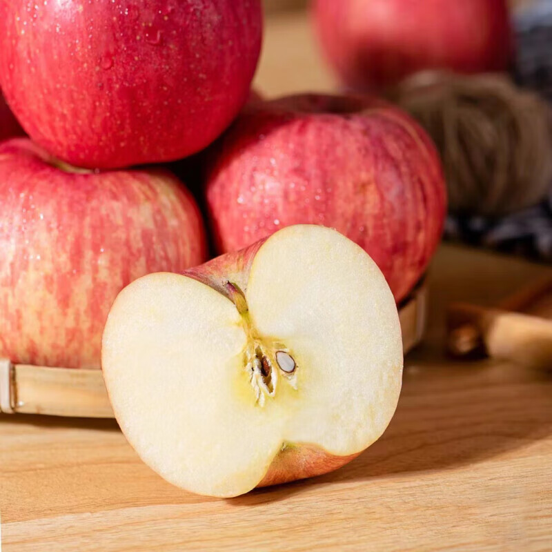 Jingdida Shaanxi Luochuan Red Fuji Apple, net weight 8 pounds, single fruit 200g+, fresh fruit, gift giving, delivered directly from the source
