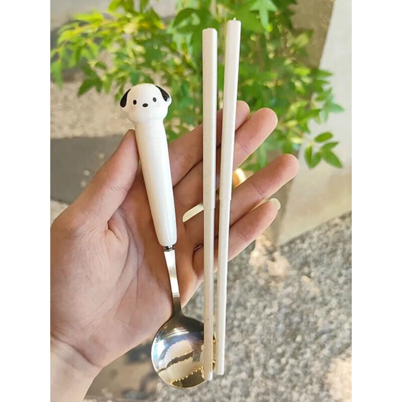 Cute three-piece set of chopsticks, spoon and fork for adults, students and office workers, stainless steel outdoor portable tableware set, spoon + chopsticks + white box