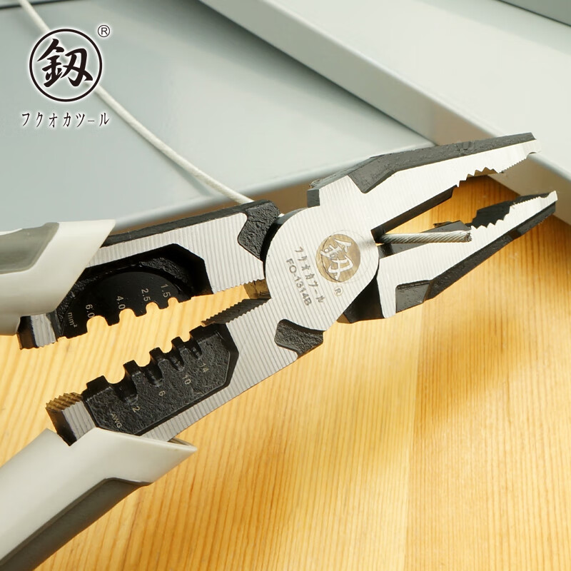Fukuoka Tools multifunctional needle nose pliers industrial grade electrician wire stripping needle nose pliers 9 inches