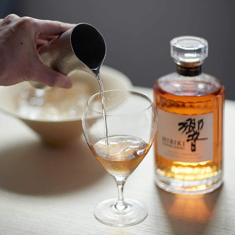 Hibiki Japanese blended whiskey 700ml 43% New Year gift naked bottle