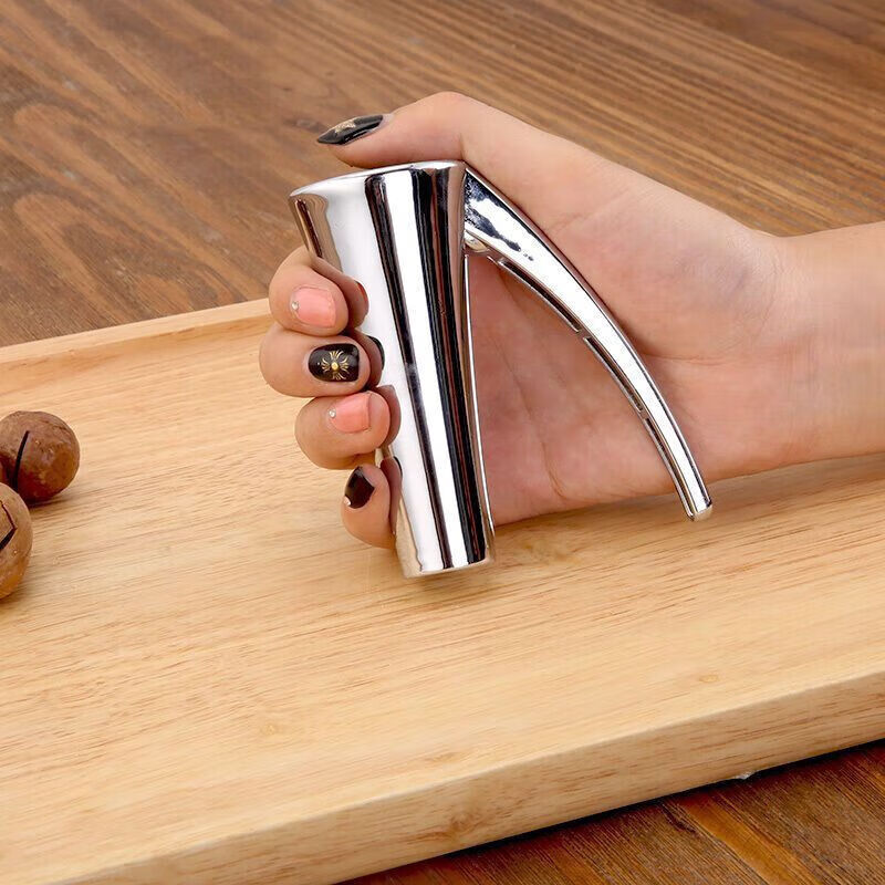 Shiluji hazelnut clip household walnut clip large and small hazelnut pecan clip pecan nut pliers multi-functional shelling tool thickened walnut clip small walnut clip