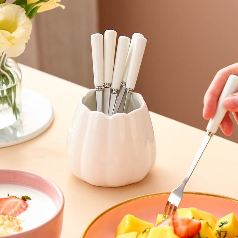 Long-lasting fruit fork, household stainless steel fruit picks, dessert fork, coffee spoon set, storage fork, creative light luxury style, 1 can + 6 forks, lychee white