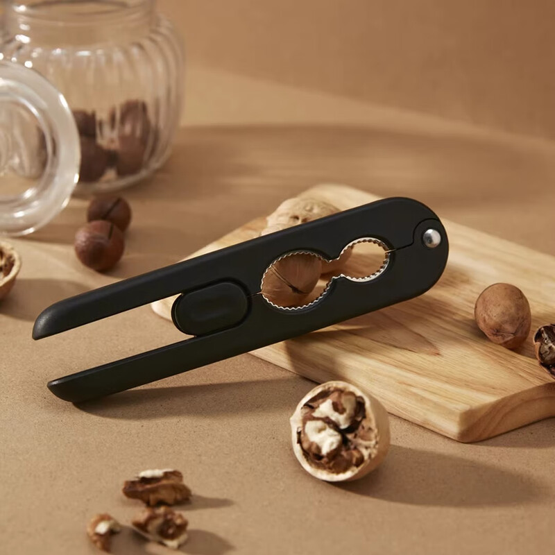 Multifunctional nut sheller, walnut clip, shell breaker, household chestnut opener, core peeling tool, hazelnut nut clip