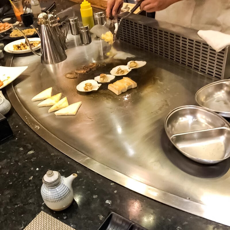 Shimeng Japanese Teppanyaki large-scale electric heating gas electric griddle restaurant hotel customized high-power electromagnet Teppanyaki commercial iron plate equipment 1.2 meters electric type standard type (not purified)