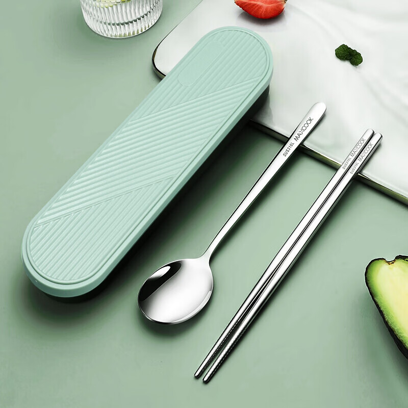 MAXCOOK 316L Stainless Steel Chopsticks and Spoons Cutlery Set Creative Portable Chopsticks and Spoons 316L Chopsticks and Spoons 3-piece Set Nordic Green