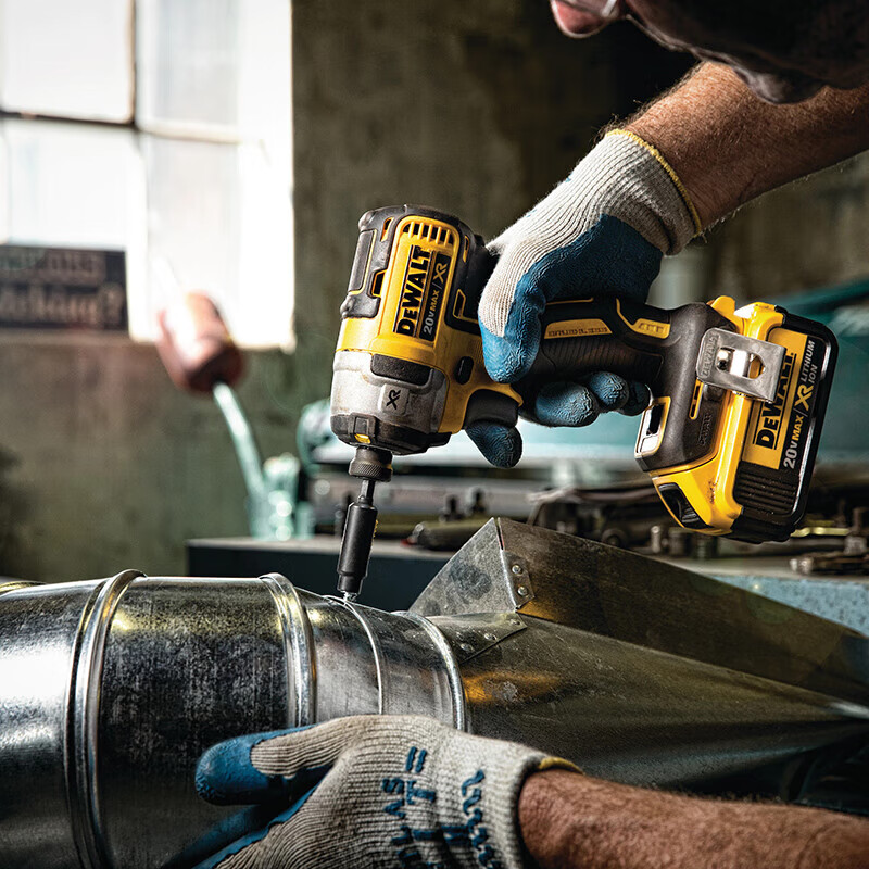 DEWALT National Brushless Impact Driver Rechargeable DCF850 Electric Screwdriver Large DWACPRIR Copper Pipe Cutting Head