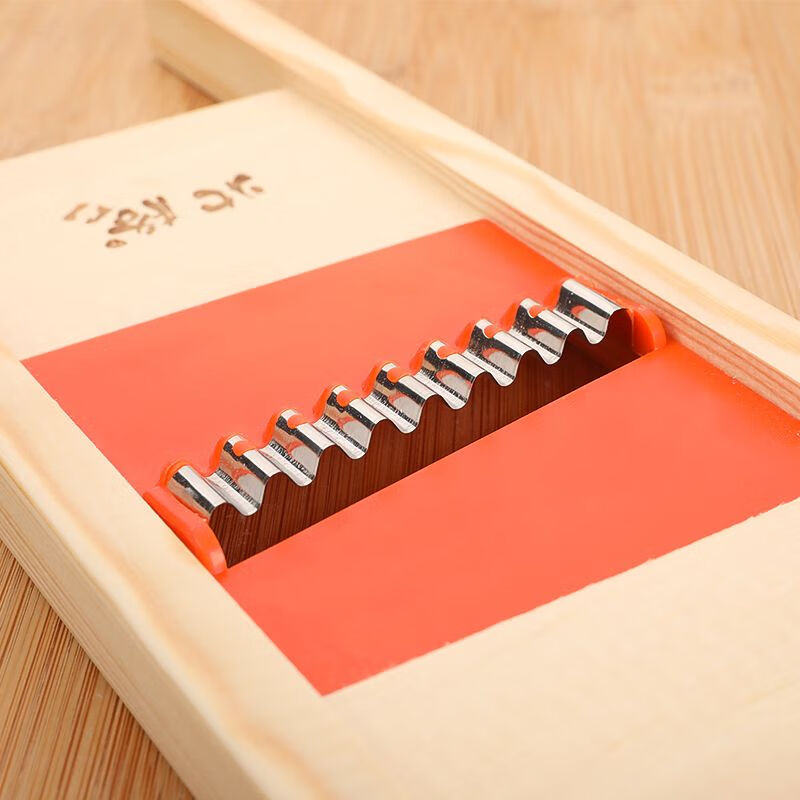 Hongfu potato slicer, potato grid wiper, grid knife, vegetable cutter, wave knife, flower cutting knife, potato grid wiper + hand protector