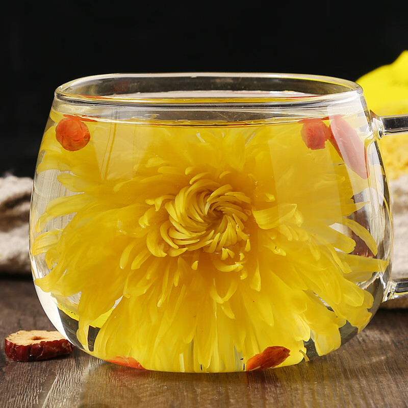 Laodai Chrysanthemum Tea Golden Threaded Emperor Chrysanthemum Yellow Chrysanthemum One Cup Big Chrysanthemum Tribute Chrysanthemum Fetal Chrysanthemum 500g Bulk Scented Tea Bulk Packing Golden Threaded Emperor Chrysanthemum New Flowers 200g (about 500 flowers) x