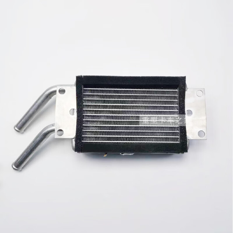 Suitable for Jiefang J6 small water tank, add a small heater water tank, J6P cab heater radiator, straight-through model, non-adjustable