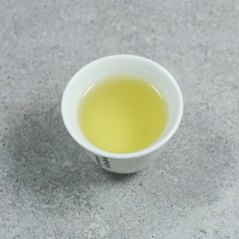Lao Geyan 2010 Fujian Alpine Old Tree Jujube Fragrance White Tea Authentic Fuding White Tea First-Class Gongmei Biscuit Tea Small Square Piece Tea