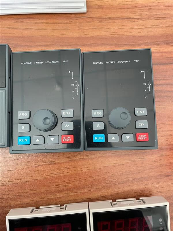 Shenzhen inverter panel EH600SD100SD200SD80SD90ZC1000 keyboard language military green Zhongchuang ZC2000 series base