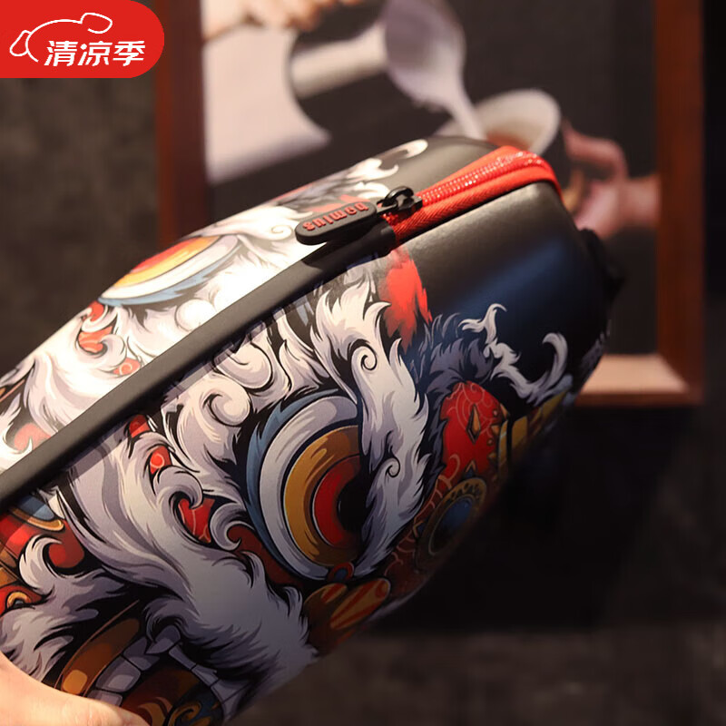 Yingtang Auspicious Lion Dance Red Wine Glass Storage Bag Can Hold Zalto and Sy Burgundy Cups Portable Goblet Protection Case The inner size of the auspicious bag is 27.5x13cm, which can hold zalto/