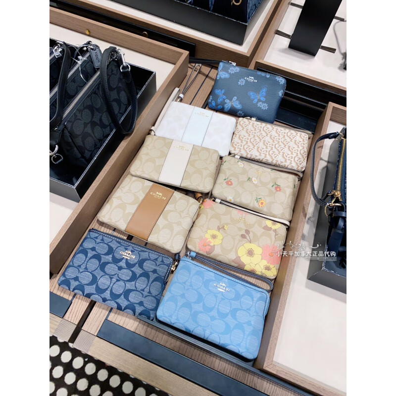 COACH Canada Small Balance Shopping Direct Mail Coach Coach Bottom Length 15cm Wrist Bag Coin Pocket Women's White Star Handbag Gift Box Bottom Length 15cm