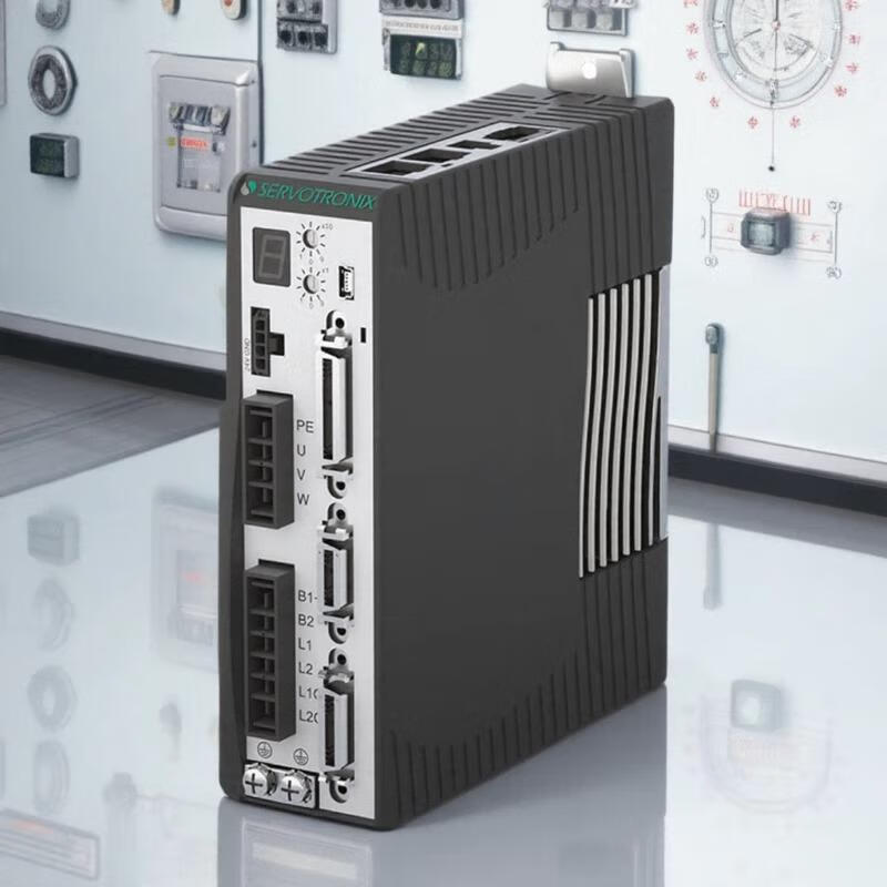 Yue Changsheng Gaochuang transmission servo driver motor controller 220V medium voltage CDHD2S-1D52A/0032A/4D52A CDHD2S-1D52AEC2