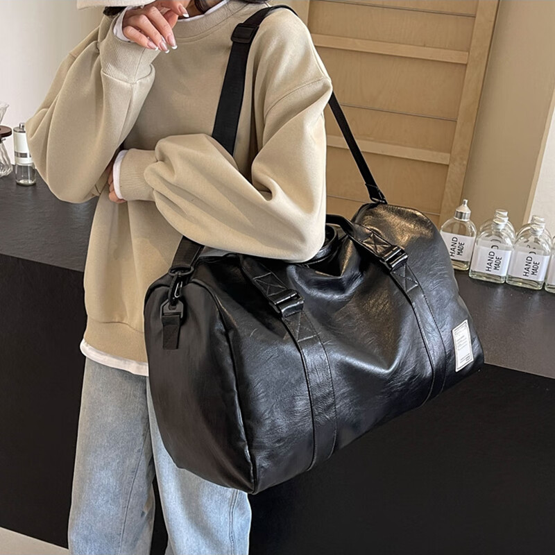 Shimmer Travel Bag Men's Large Capacity Sports Fitness Bag Women's Portable Luggage Bag Dry and Wet Separable Shoulder Messenger Bag Chinese Valentine's Day Gift Leather Travel Bag Black