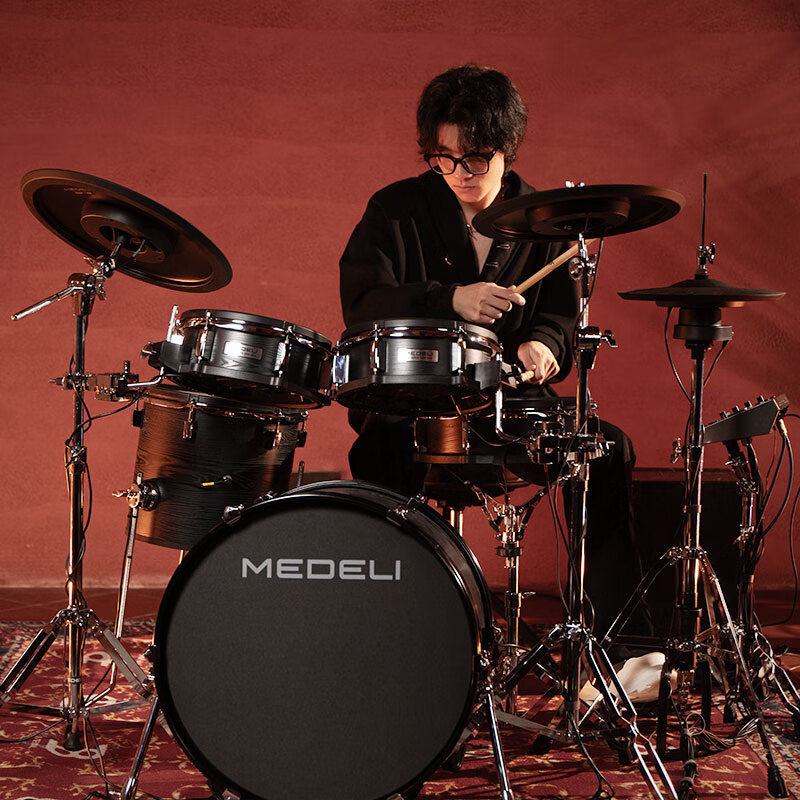 MEDELI new product is on the market. Consult customer service to place an order. MZ729 electronic drum professional electric drum high-end stage drum set