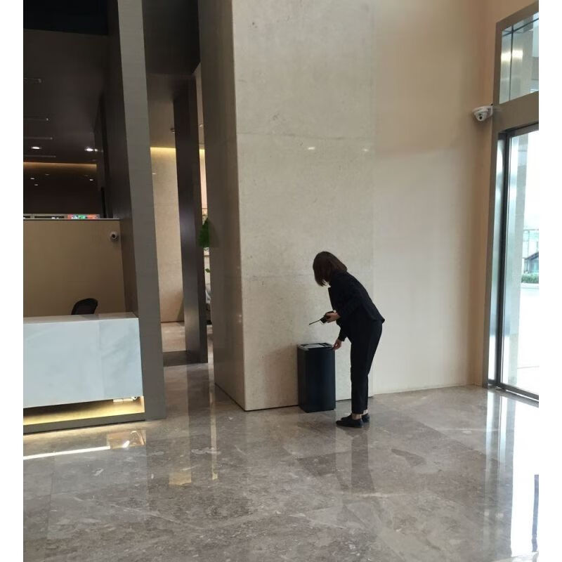 Hotel ashtray lobby stainless steel trash can vertical smoke extinguisher living room large with cover round square titanium four water chestnuts
