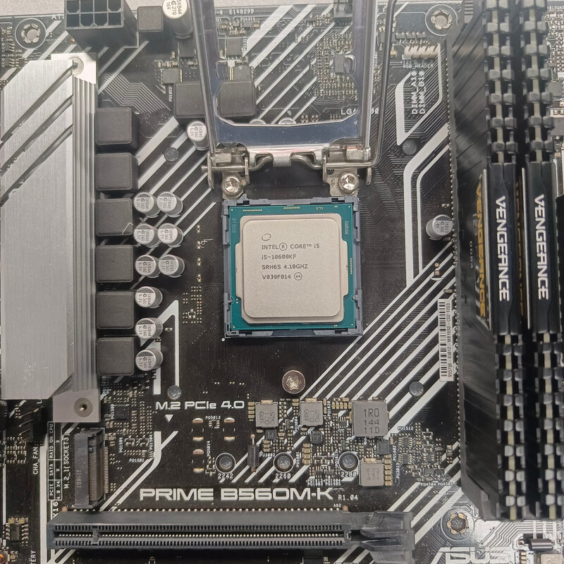 Intel Core G5900 G6400 i3-10100F 10105F i5-10400F i5-10600KF i7-10700 10700KF i9-10900F 10900KF processor CPU i5-10600 second-hand CPU/free silicone grease/one-year warranty