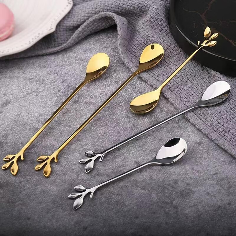 Fat Donglai's same style spoon for cups, stainless steel coffee stirring spoon, cute dessert leaf spoon, small round spoon, square head, medium handle leaf spoon, gold (mug)