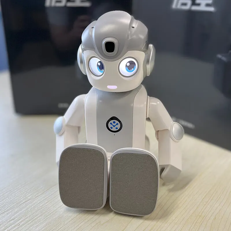 UBTECH Wukong Intelligent Robot Nanny Artificial Intelligence Programming Dancing Learning Early Education Spoken English Tutoring Story Machine Children's Home Entertainment Robot Chat Emotional Companion Elders Intelligent Voice Phone Wukong Humanoid Robot Gift Box with Anti-fall Bag 100 Programming Lessons