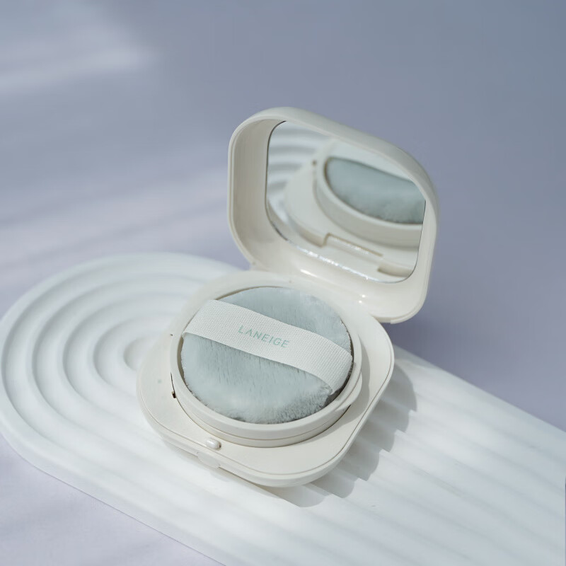 LANEIGE NEO skin-nourishing powder sets makeup, lasts, traceless, oil-controlling, light and adaptable loose powder Chinese Valentine's Day gift New Year's gift New face powder 7g