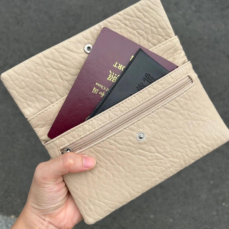 Scarecrow Internet Celebrity Long Wallet Women's 2025 New Embossed Two-in-One Clutch Korean Style Fashion Card Holder Wallet Apricot