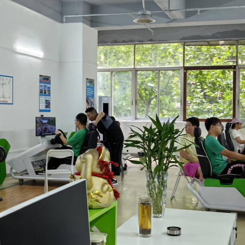 Testing Wuhan Blue Shield Driving School’s automatic one-person, one-car VIP full-week class