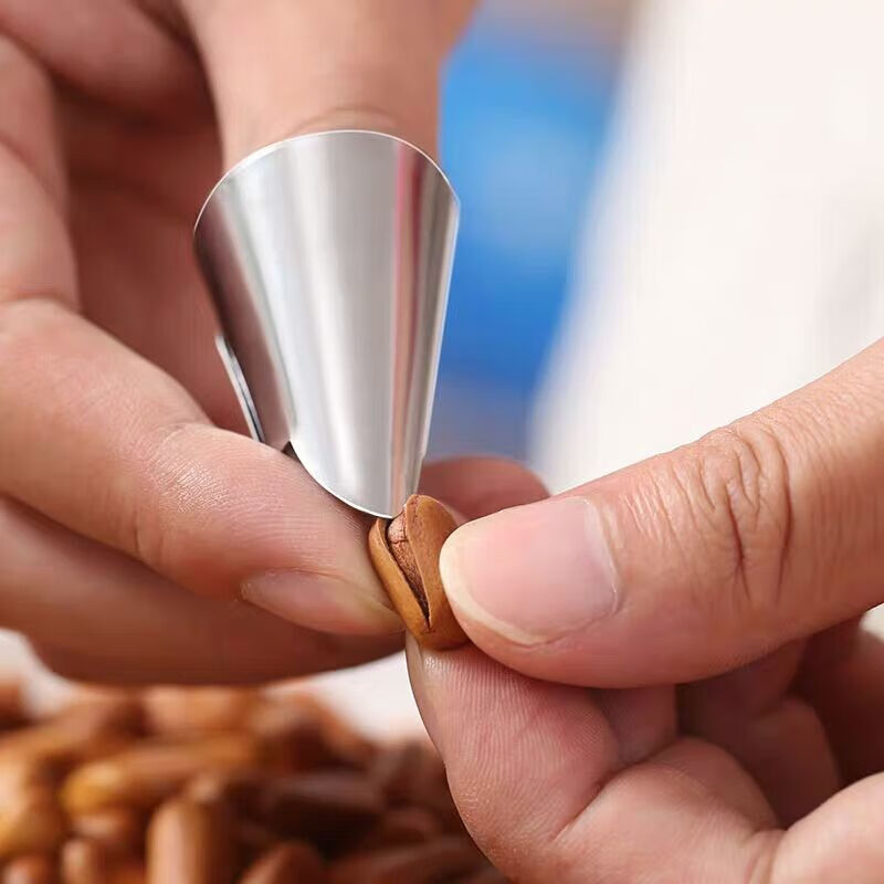 Special clip for peanut peeling, stainless steel nail cover for peeling edamame, protective picker, peanut pliers, nut chestnut GP304 material sheller, 8 pieces, great value