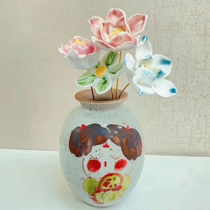 Jingdezhen handmade ceramic flower belt vase hand pinched ceramic flowers pure handmade simulation of immortal flowers 1 small vase does not include flowers