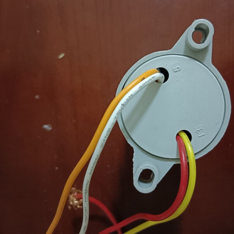 Cbb60 capacitor CBB60 double barrel washing machine semi-automatic starter four-wire 450V universal 5+3/10+5/12+5uF CBB60 round model 13+5uF