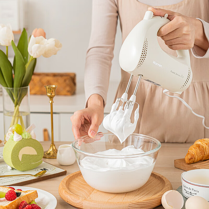 OQB German quality egg beater high-power electric household baking small automatic handheld light mixer cream beat pear white