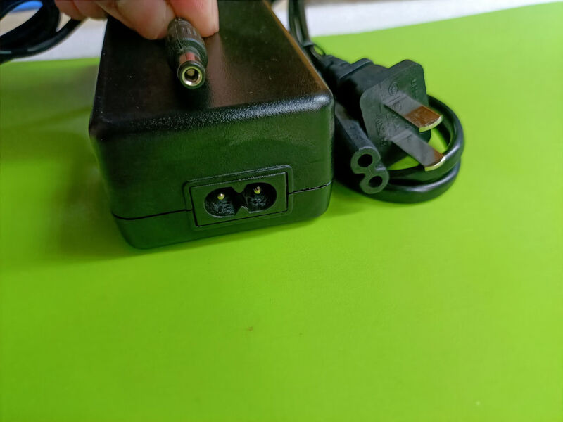 PHILIPS Philips 18V3.5A speaker power adapter KEF EGG audio 18V3500MA charging cable