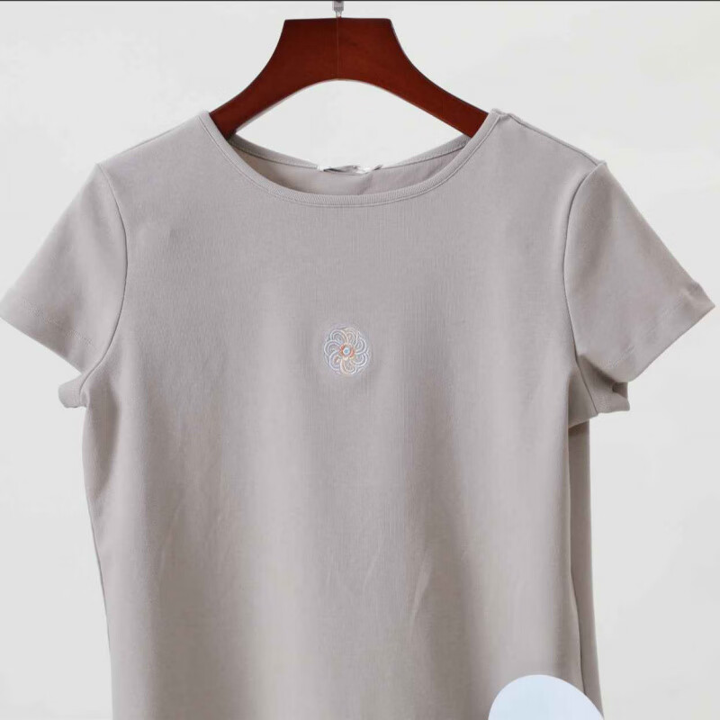 Oein Bamboo Forest Stone House Women's 25 New Style 205221371 Casual Short Sleeve Bottoming Shirt Round Neck Comfortable Slim T-shirt Summer Light Gray S Shipped within 15 days