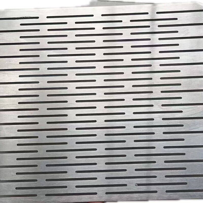 Barbecue net round large size 304 round stainless steel punched barbecue net thickened grate barbecue integrated charcoal fire food 39cm diameter one-piece barbecue net