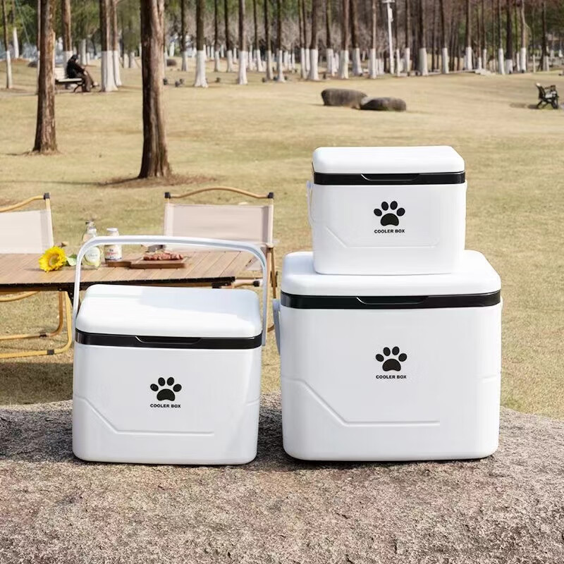 XMSJ Car Car Refrigerator Insulation Box Commercial Stall Refrigeration Outdoor Camping Food Cooling and Fresh Fishing Universal Panda-Black and White Long-lasting Insulation/Hot and Cold Use 8 Liters Free 1 Removable Ice Plate + 5 Ice Bags