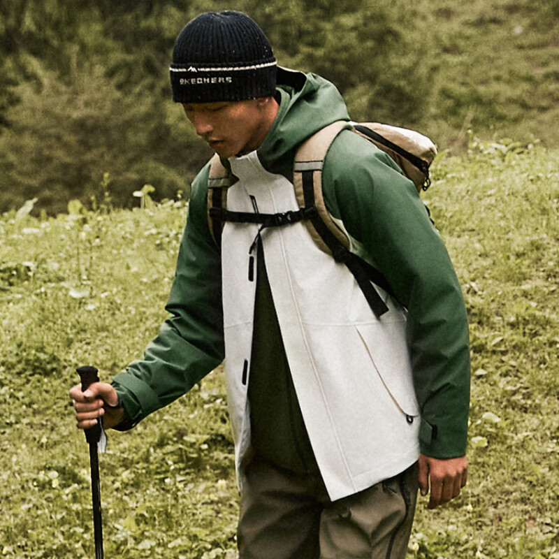 Skechers New Year's Gift Jacket 2025 Winter Warm Hooded Jacket Windproof Jacket for Men and Women P425U019